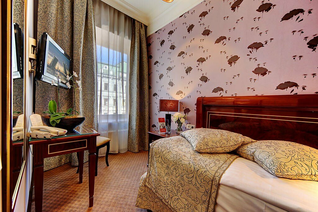 Гостиница Золотой Треугольник Санкт-Петербург