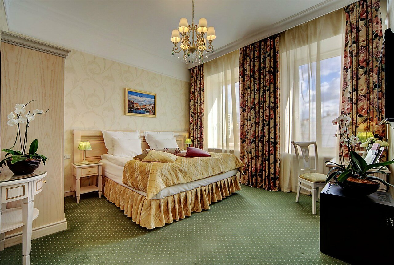 Гостиница Золотой Треугольник Санкт-Петербург