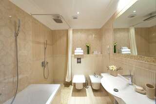 Гостиница Золотой Треугольник Санкт-Петербург Люкс-2