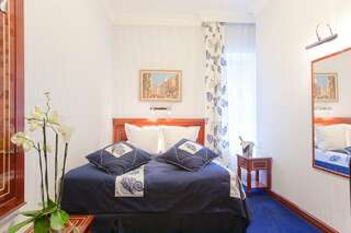 Гостиница Золотой Треугольник Санкт-Петербург Стандартный двухместный номер с 1 кроватью-5