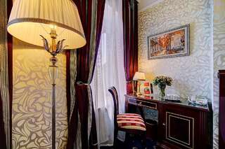 Гостиница Золотой треугольник Санкт-Петербург Улучшенный двухместный номер с 1 кроватью или 2 отдельными кроватями-3